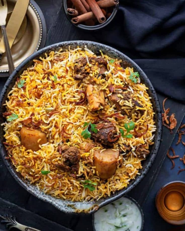رستوران و بیرون بر دهلی نو در چابهار