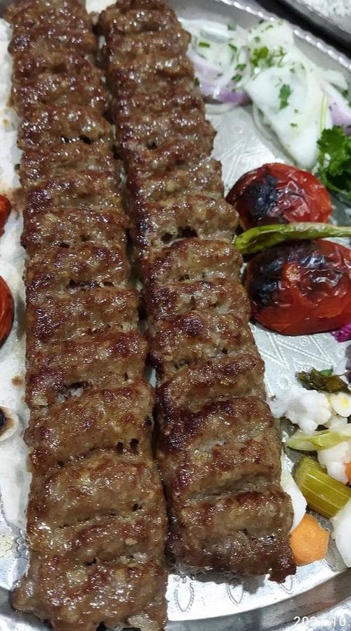رستوران سنتی خان در سنندج