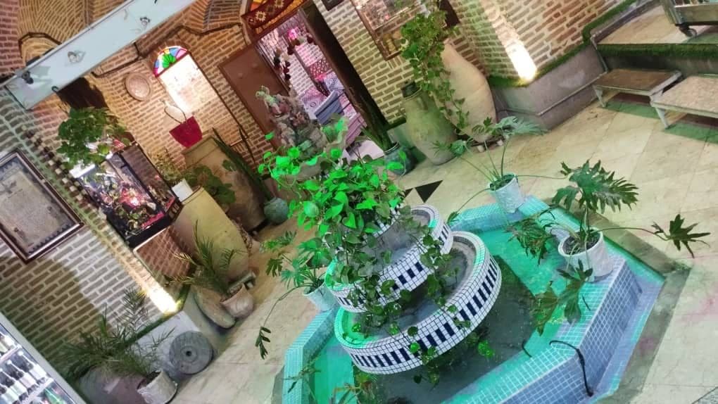 رستوران و سفره خانه تاریخی صمدیه در قزوین