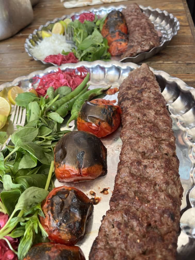 کباب ساتوری بناب ناصری در حمیل