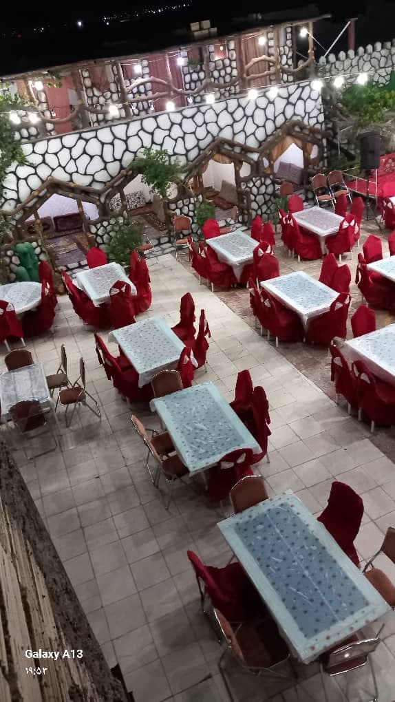 باغ و رستوران یاقوت در سیرجان