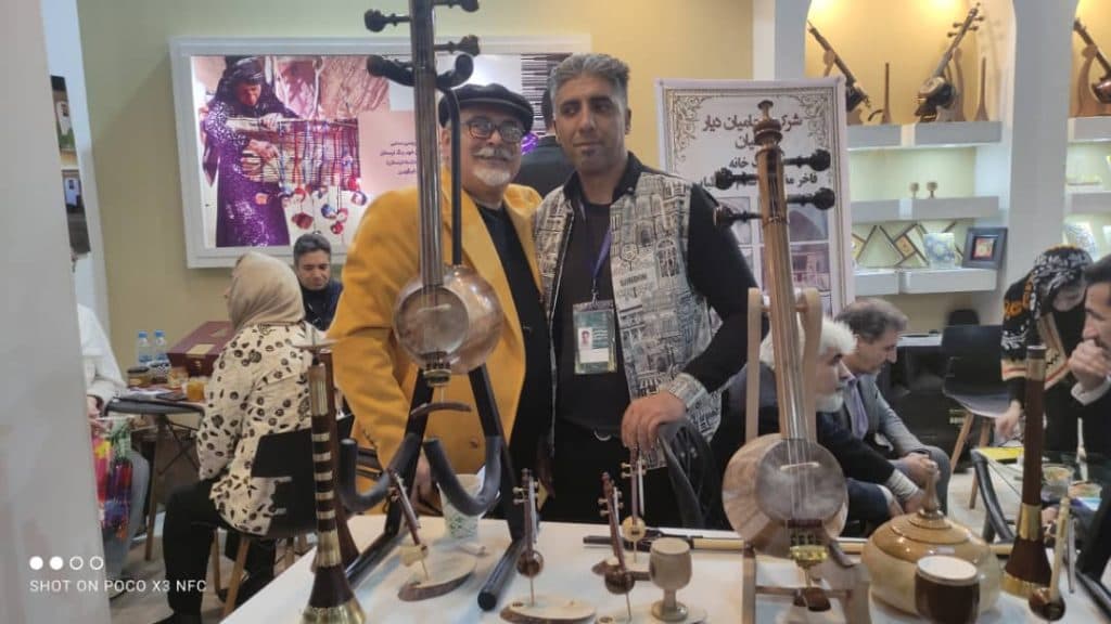 ساخت و فروش کمانچه شهباز در خرم آباد
