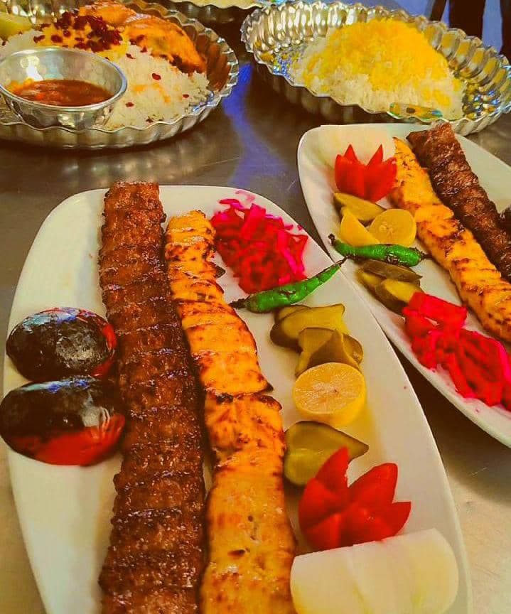 کافه رستوران چشم آبی در آستارا