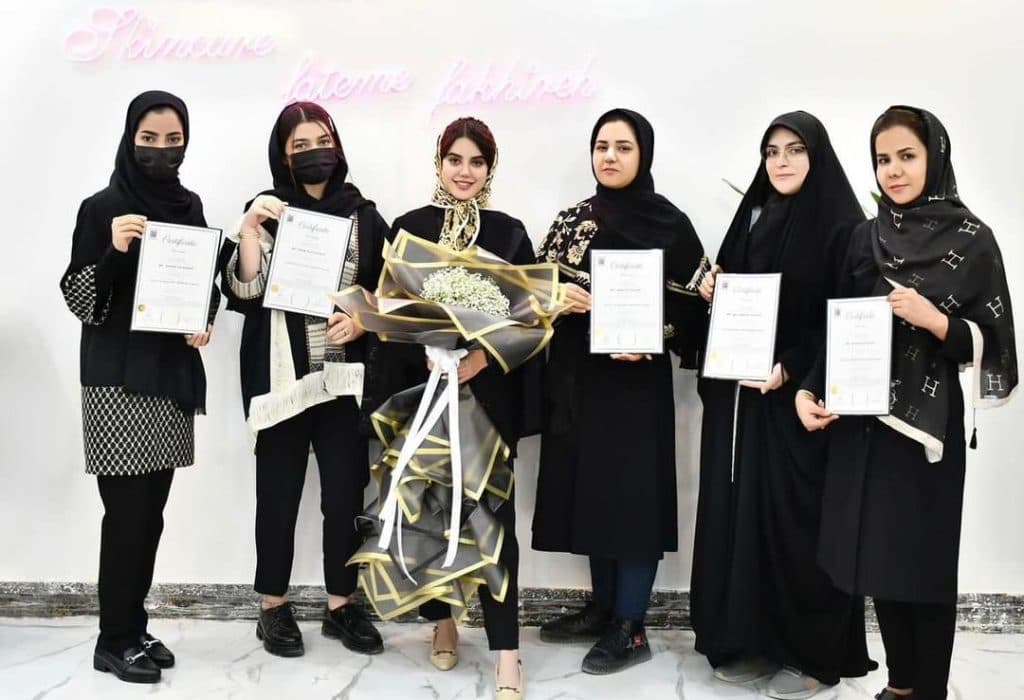 مرکز تخصصی فیشیال پوست فاطمه فخیره در زابل