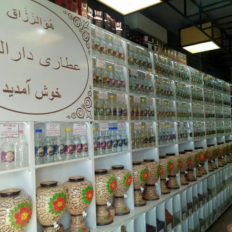 ساخت و اجرای کمد دیواری باکسی و ریلی دکوراسیون کاج در تهران