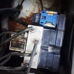 تعمیرات ترمز ای بی اس ABS و یونیت مظفری در اصفهان