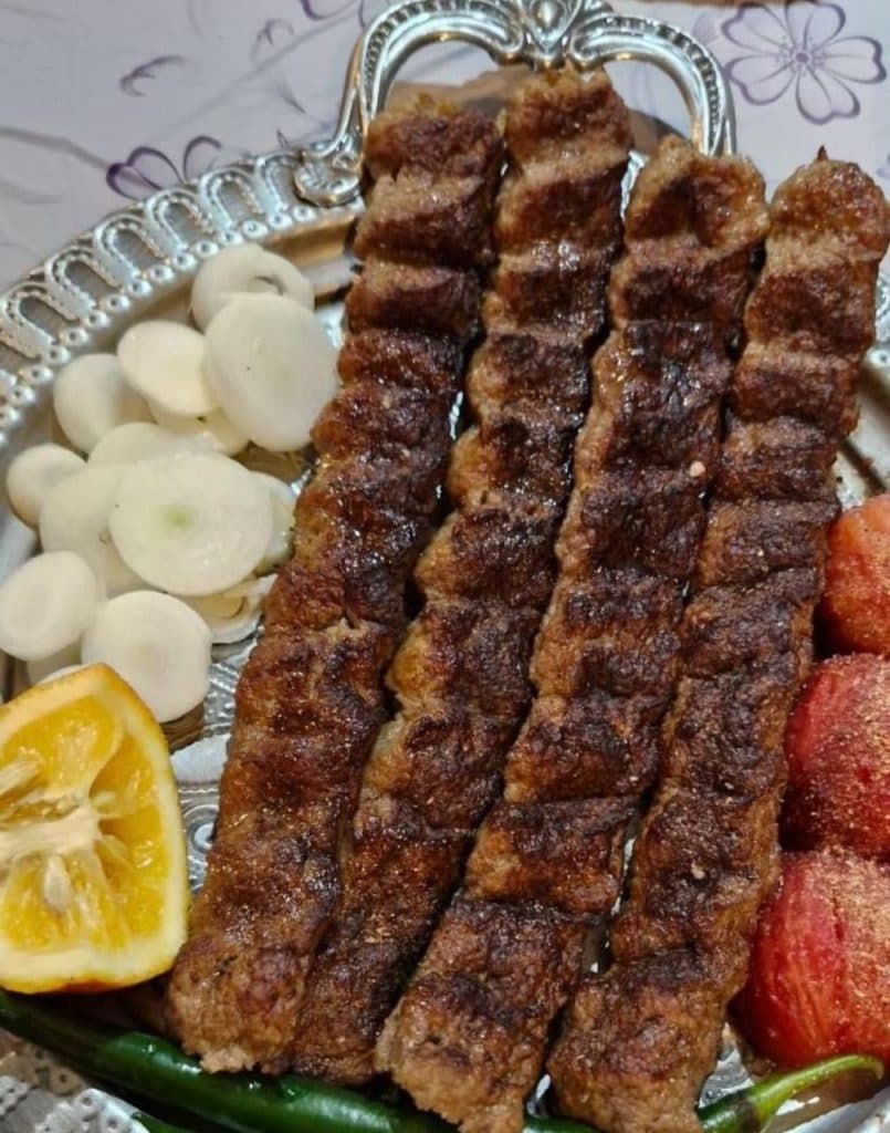 کباب بناب آذربایجان جعفری در مرودشت