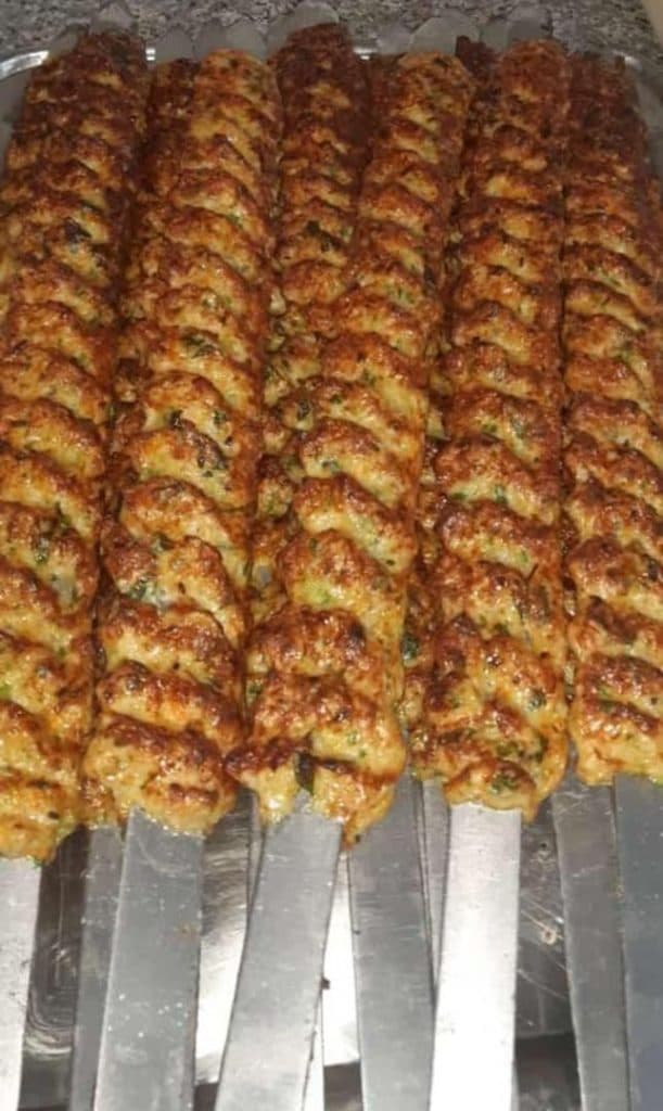 کافه باغ خاطره در گچساران