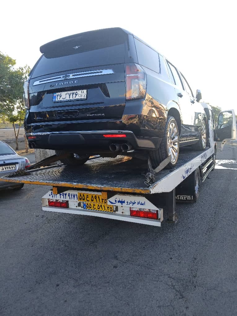 امداد خودرو و یدک کش حسین پور در مرند