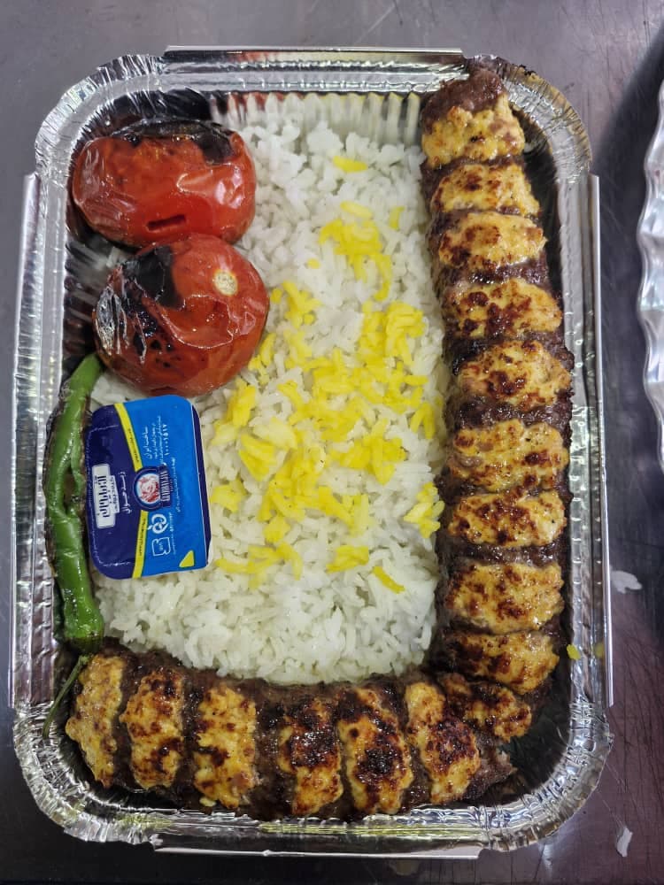 رستوران سنتی آبشار در سهیلیه کرج