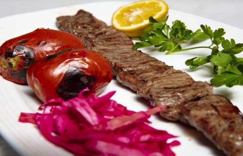 کبابسرای فدک در مرزداران تهران
