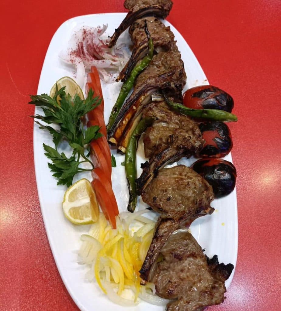 کباب ذغالی آتا بناب کیش