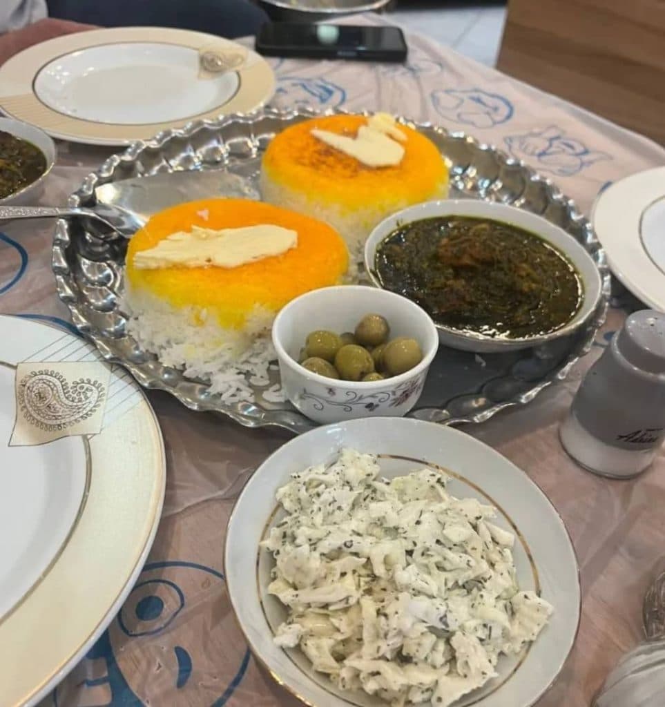 هتل رستوران پاییز در اردبیل