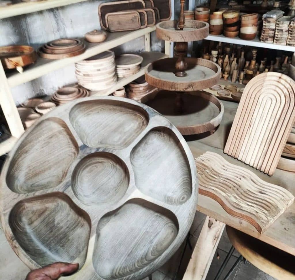سی ان سی چوب الیان گالری در کرج