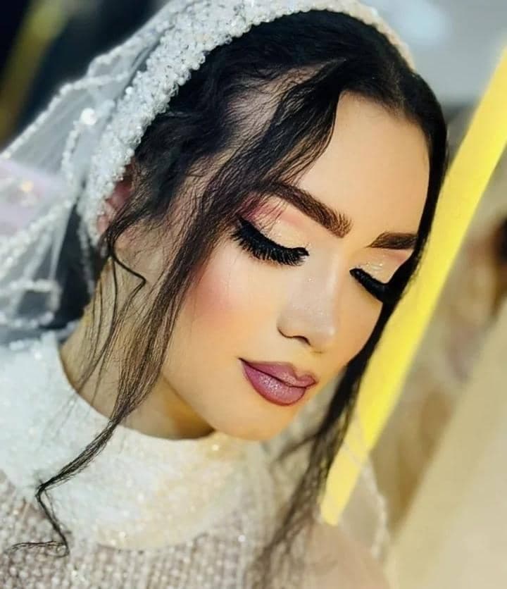 سالن زیبایی عروس بشرا در کوهدشت