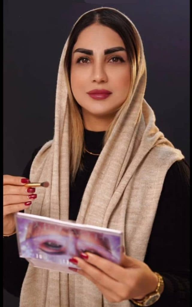 سالن زیبایی نازآفرین در مهریز یزد