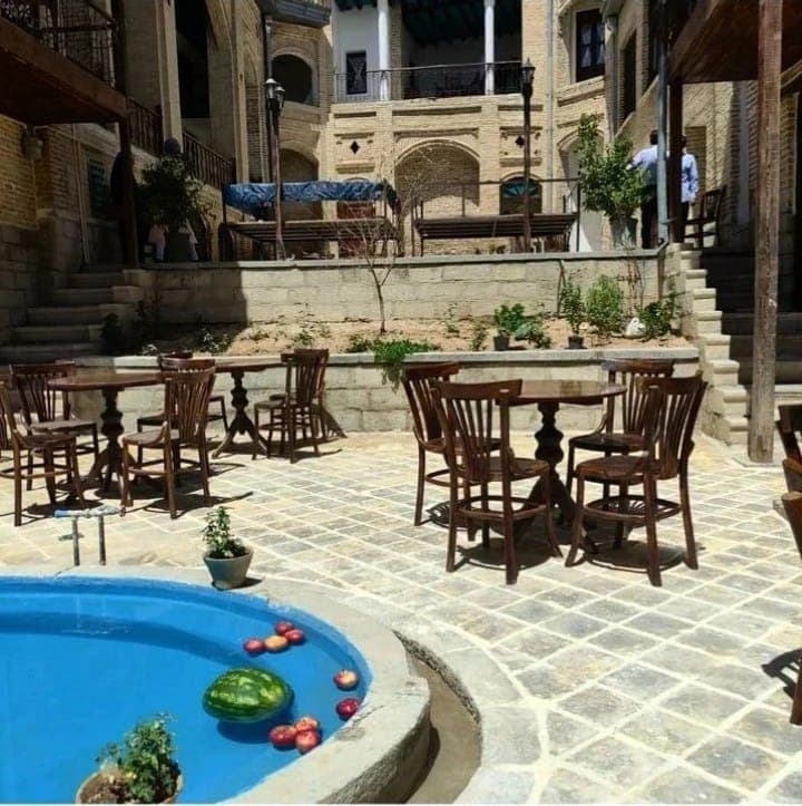 هتل سنتی فیض در کرمانشاه