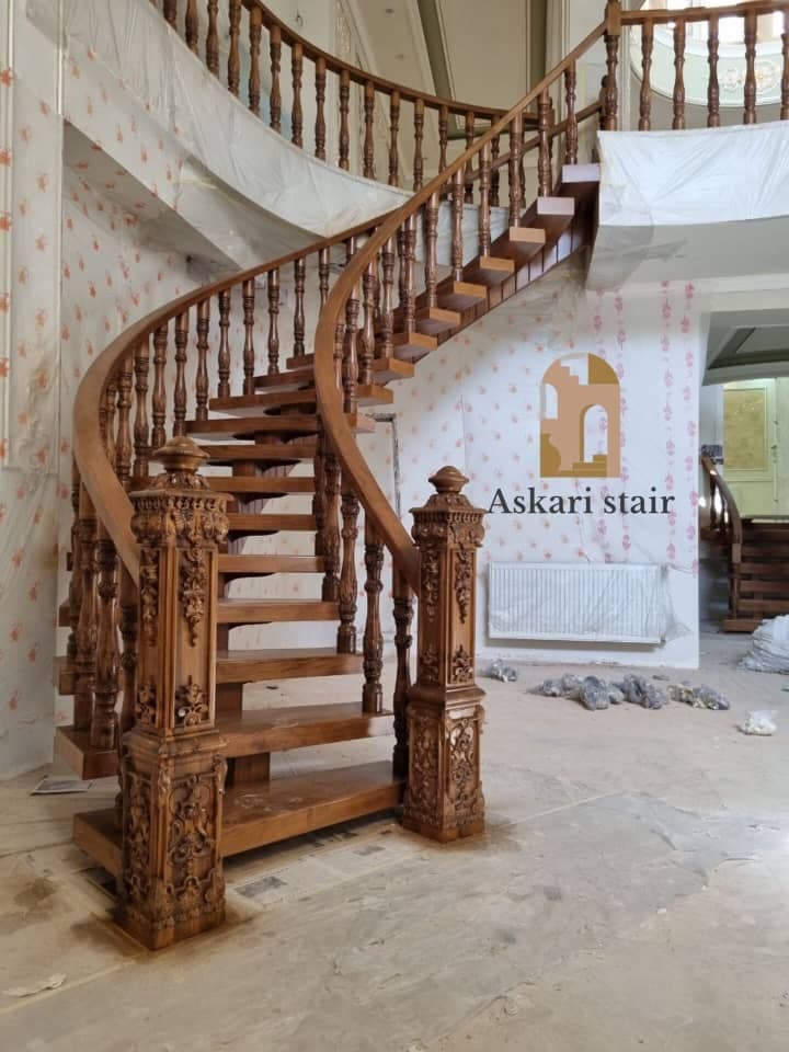 پله و نرده چوبی عسکری یزد