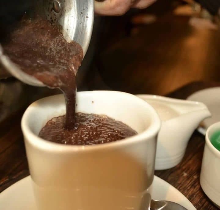 کافه باغ ترنج در گنبکی