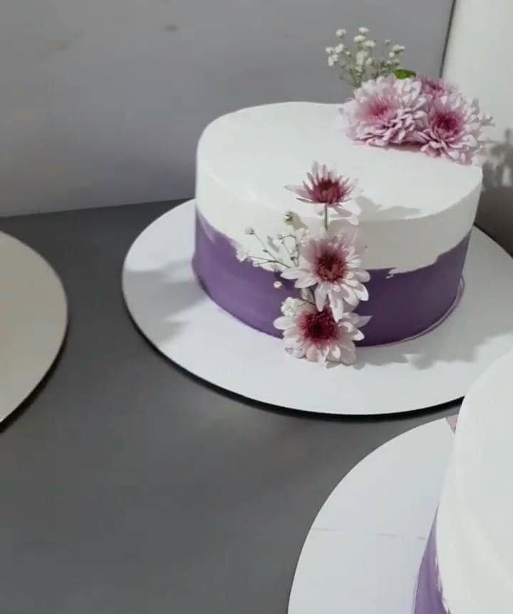 قنادی رنگین کمان در گرمدره