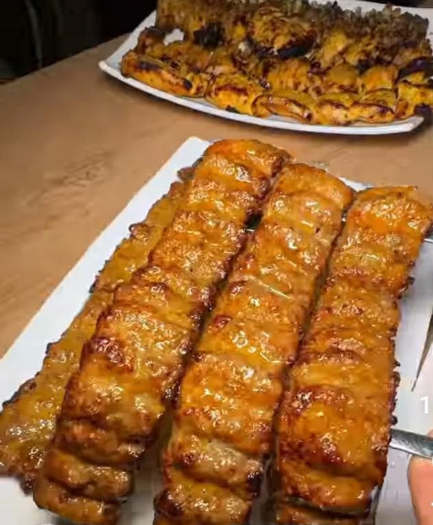کبابسرای تی نان تی کباب در شهر جدید اندیشه