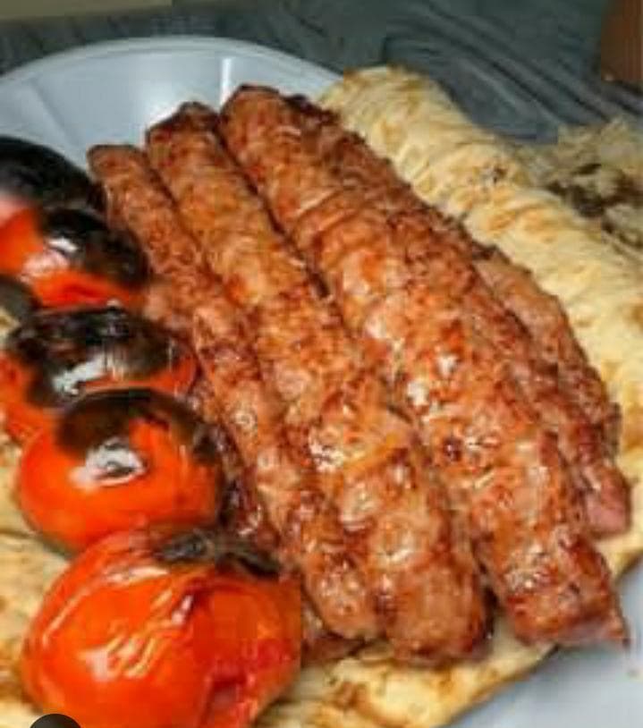 کبابسرای تی نان تی کباب در شهر جدید اندیشه