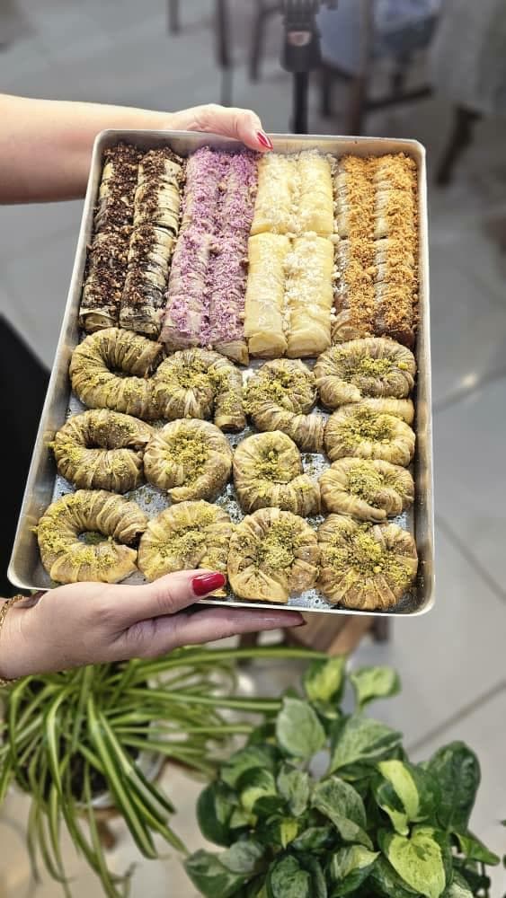 آموزشگاه کیک و شیرینی سمیه زکی زاده در ماهشهر