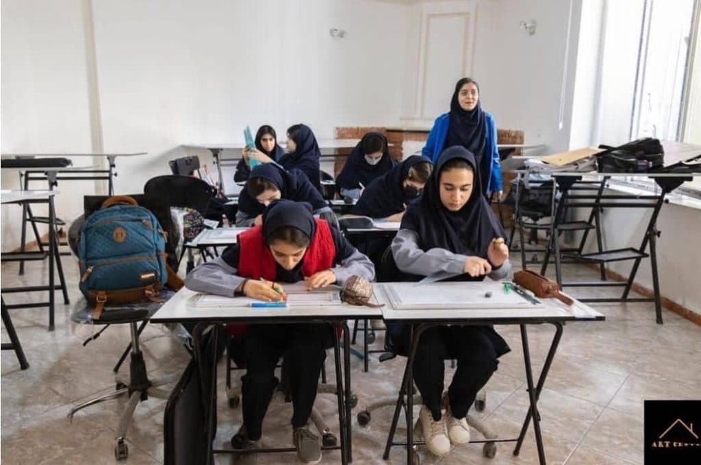 هنرستان غیردولتی دخترانه هنرهای زیبای ایران در مشهد