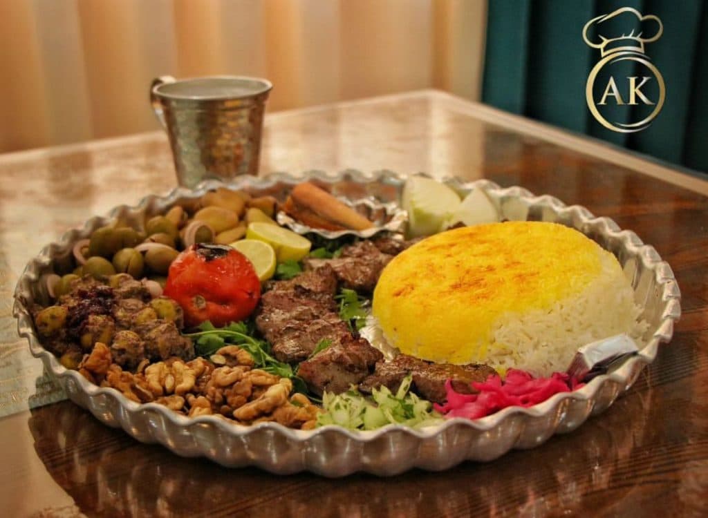 رستوران سنتی آکوله در معلم رشت