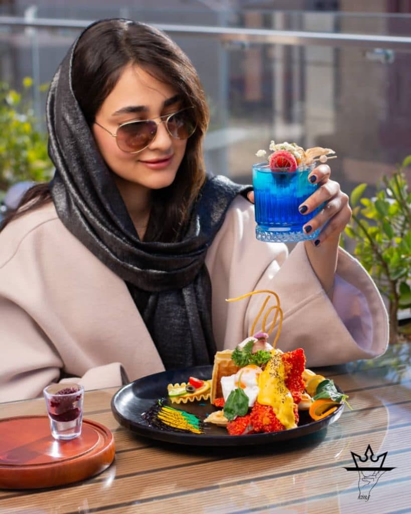 فست فود کینگ در هوشنگ مرادی کرمان