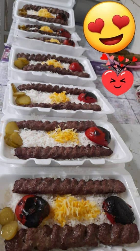 رستوران و سینی سرای کاریزما در یزد