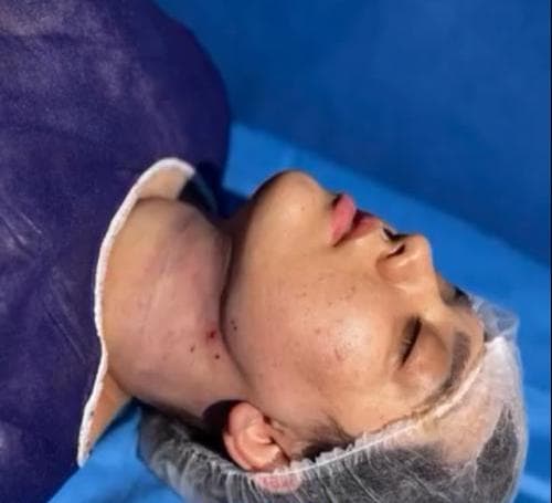 کلینیک زیبایی مهرزاد در رازی شاهین شهر