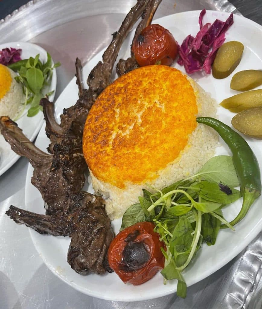 رستوران تاتیان در سنندج