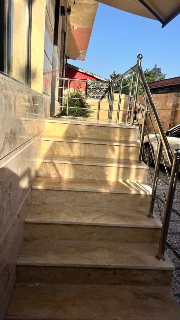 اجاره ویلا استخردار مروارید در بندرانزلی