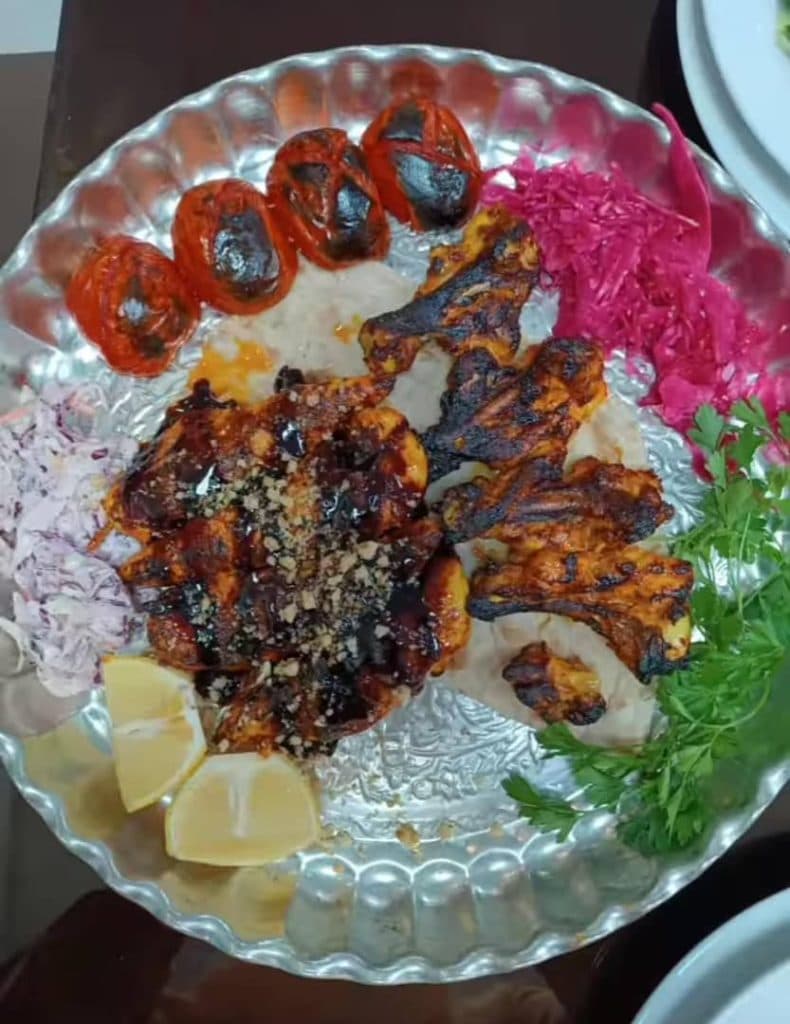 رستوران شب نشین شهرکرد