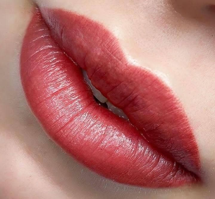سالن زیبایی تخصصی عروس مهدیس در اراک