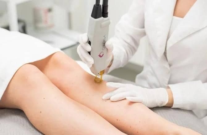 کلینیک تخصصی لیزر موهای زائد آرنیکا در ملایر