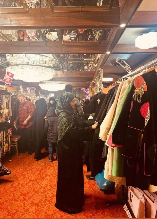 مزون لباس عروس و مجلسی بلانیک در سجاد مشهد