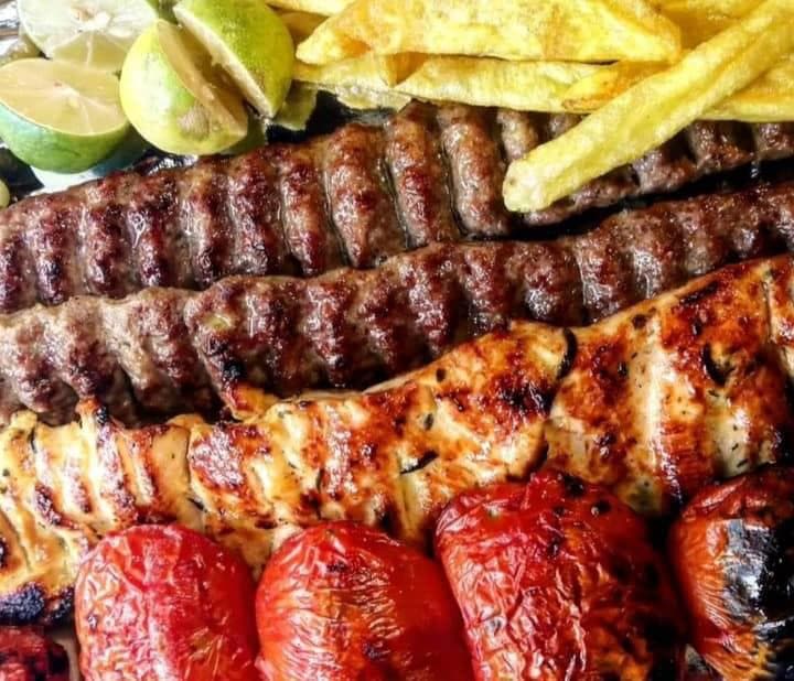 رستوران ویهان در لاهیجان
