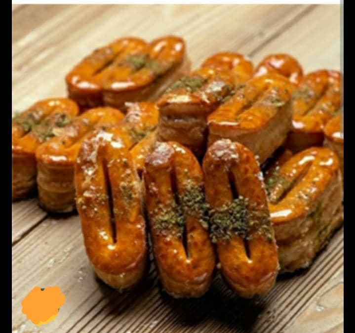 نان فانتزی پدیده در اصفهان