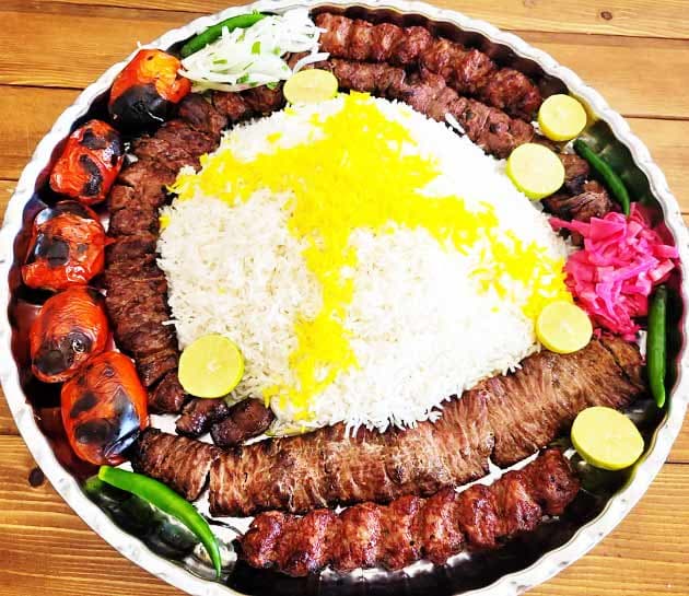 رستوران شایان در میدان سهند سرعین
