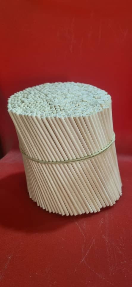 تولیدی چوب نبات قوقئی در اصفهان