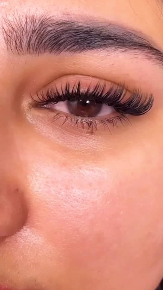 خدمات تخصصی اکستنشن مژه مریم محبی در الهیه تهران