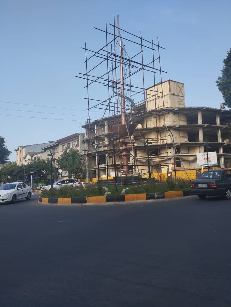 داربست فلزی امین لطفی در آستانه اشرفیه