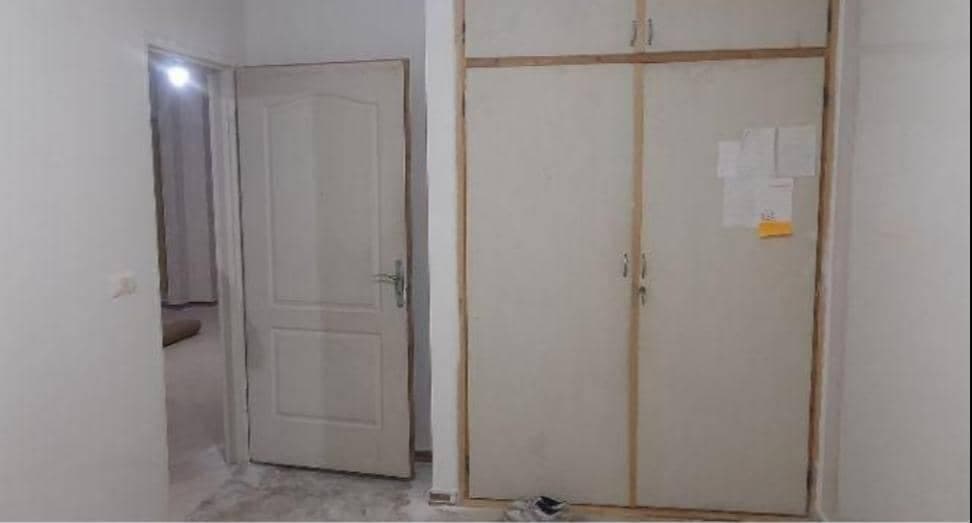 نقاشی ساختمان ایده مدرن در گلبهار