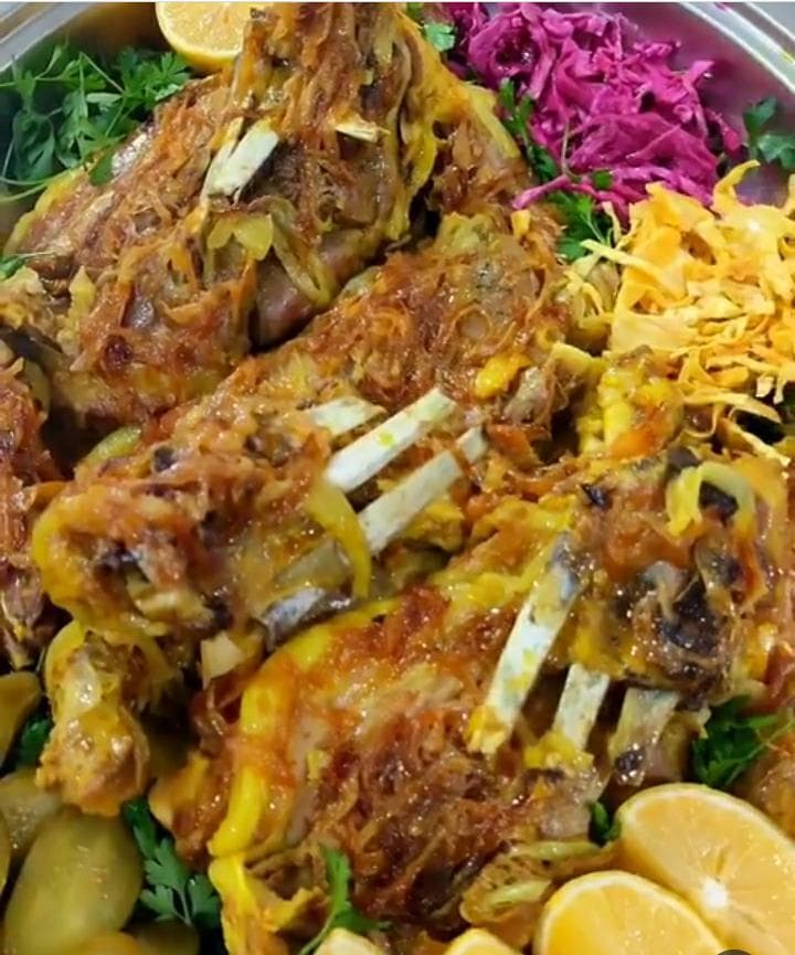 سفره خانه سنتی نگار در اصفهان