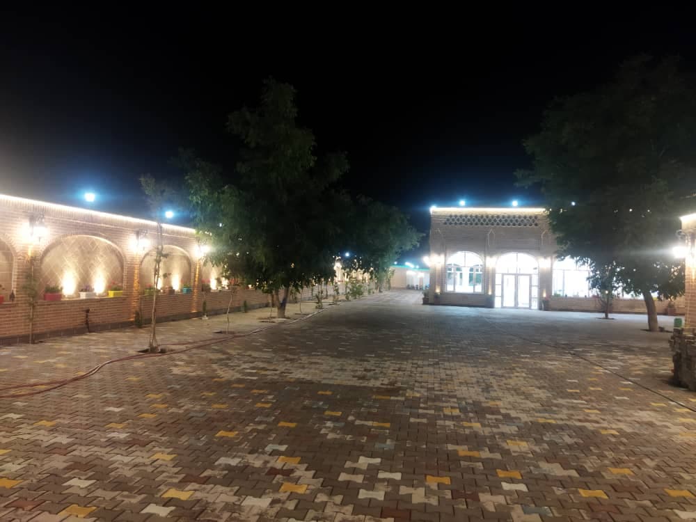 کافه رستوران سنتی آنا در جاده امامزاده ارومیه