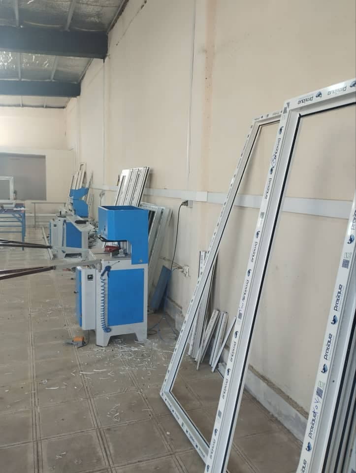 تولید و فروش درب و پنجره دوجداره upvc نوین پنجره آریا در زاهدان
