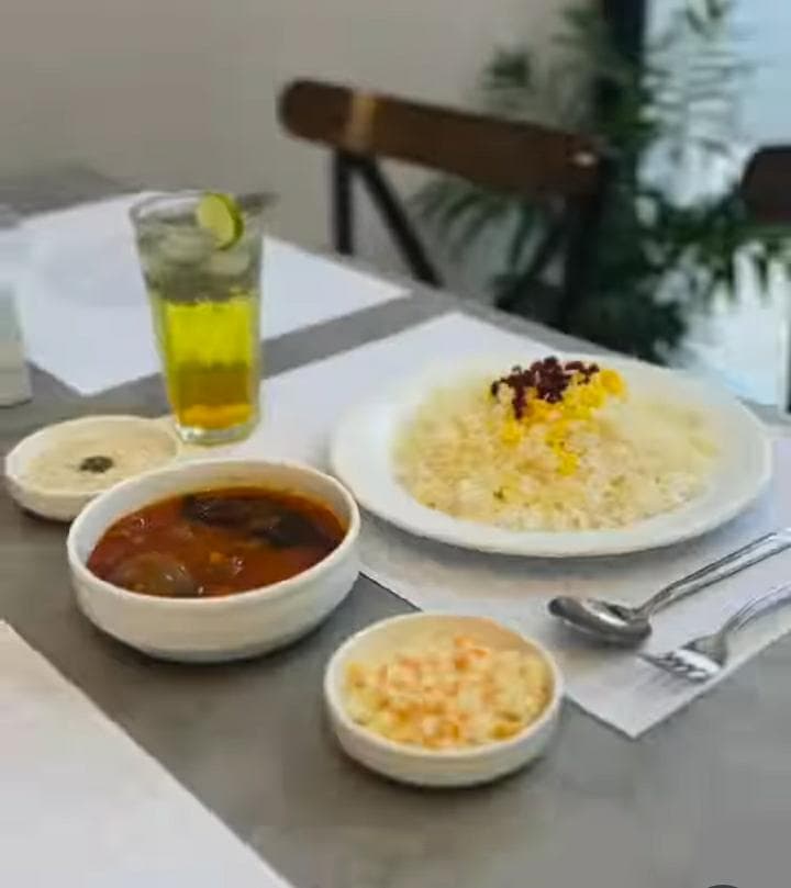غذاخوری خانه خورشت در اردبیل