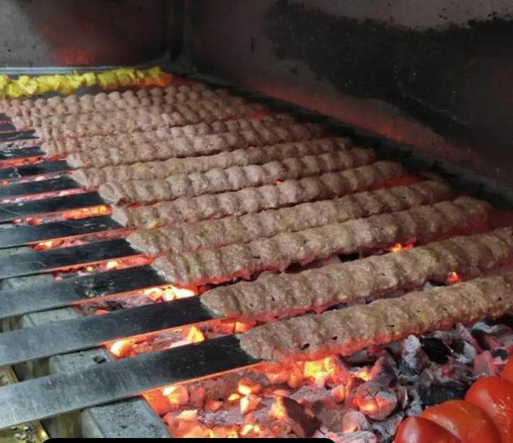 دیزی سنگی بزباش باباطاهر در همدان